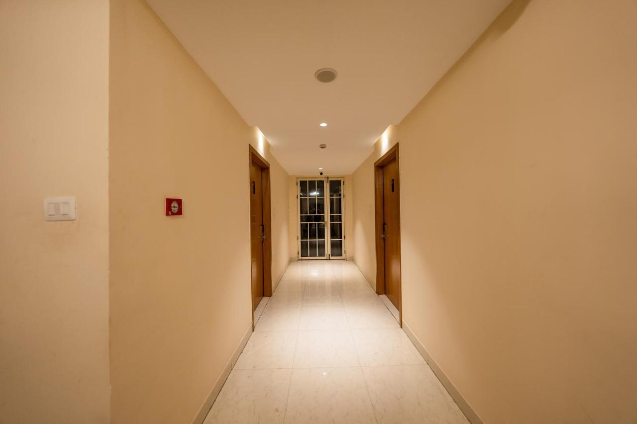 Tag Hotels Irugur Exterior foto
