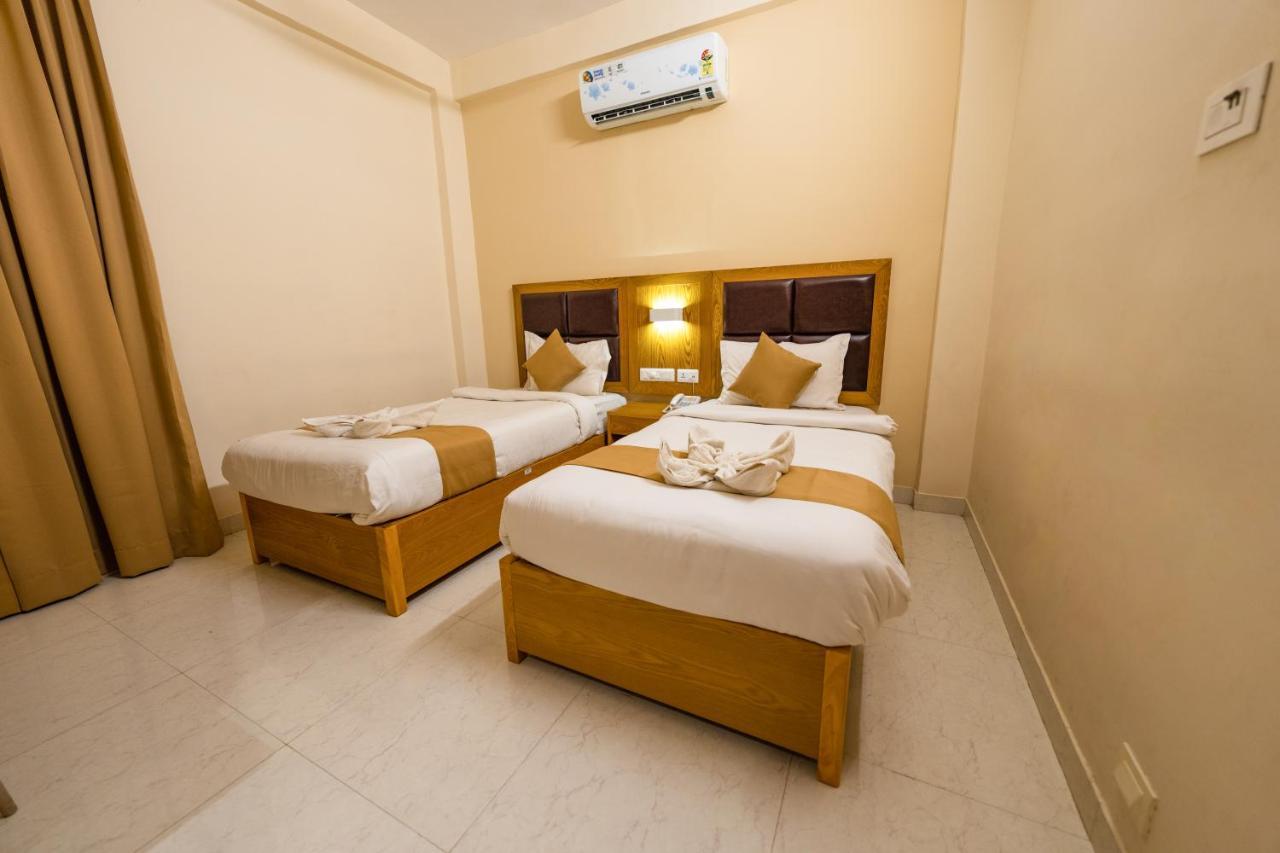Tag Hotels Irugur Exterior foto